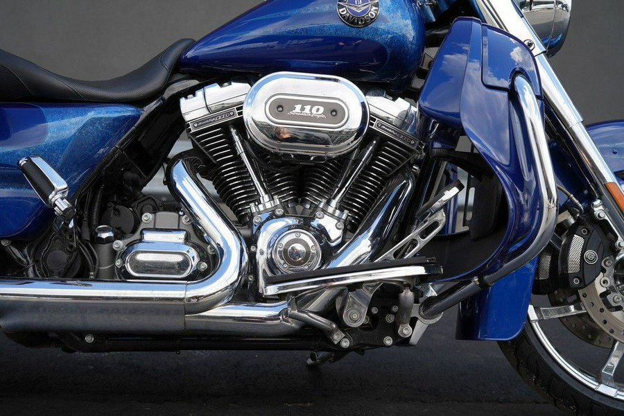 2013 Harley-Davidson FLHRSE5 - CVO Road King