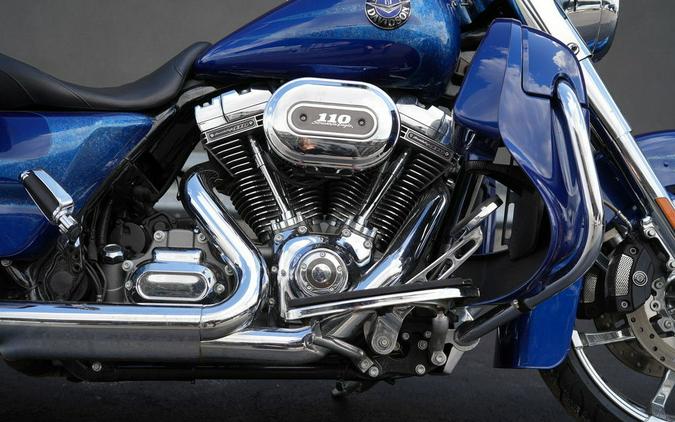2013 Harley-Davidson FLHRSE5 - CVO Road King