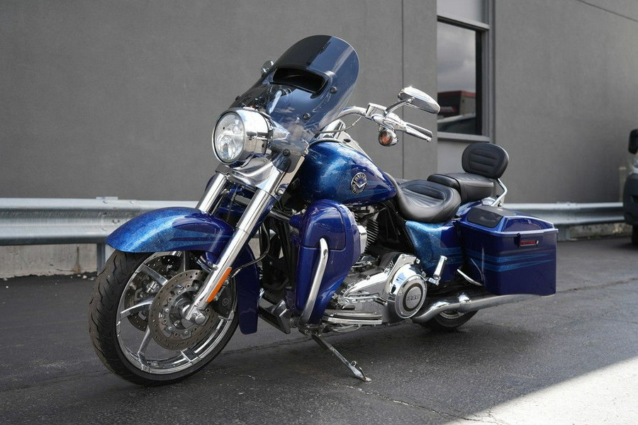 2013 Harley-Davidson FLHRSE5 - CVO Road King