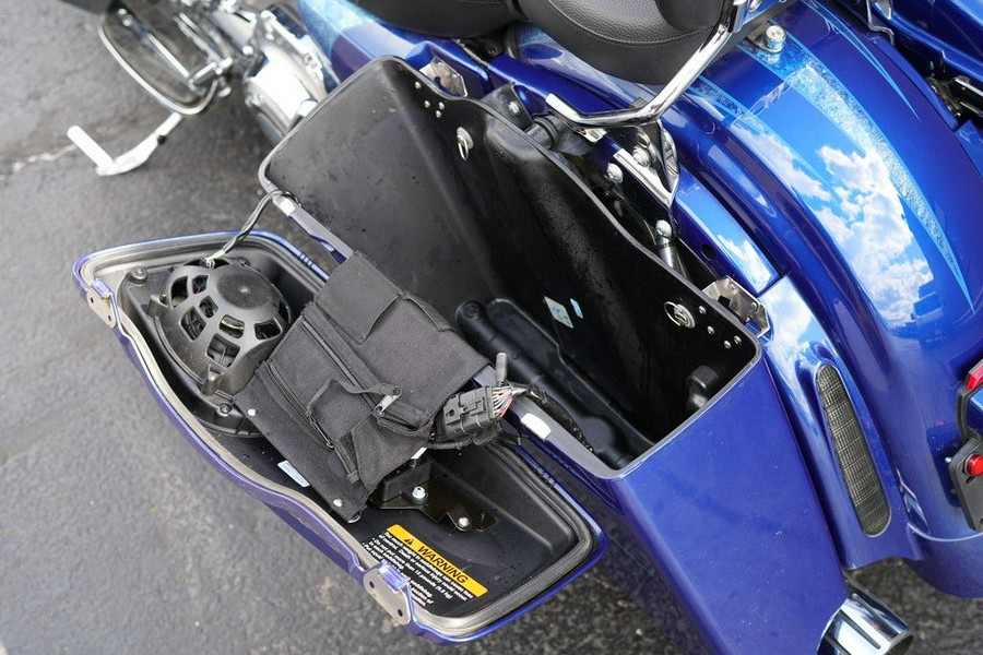 2013 Harley-Davidson FLHRSE5 - CVO Road King