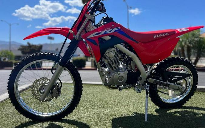 2024 Honda® CRF125F Big Wheel