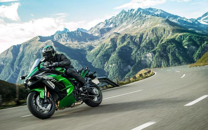 2018 Kawasaki Ninja® H2™ SX SE