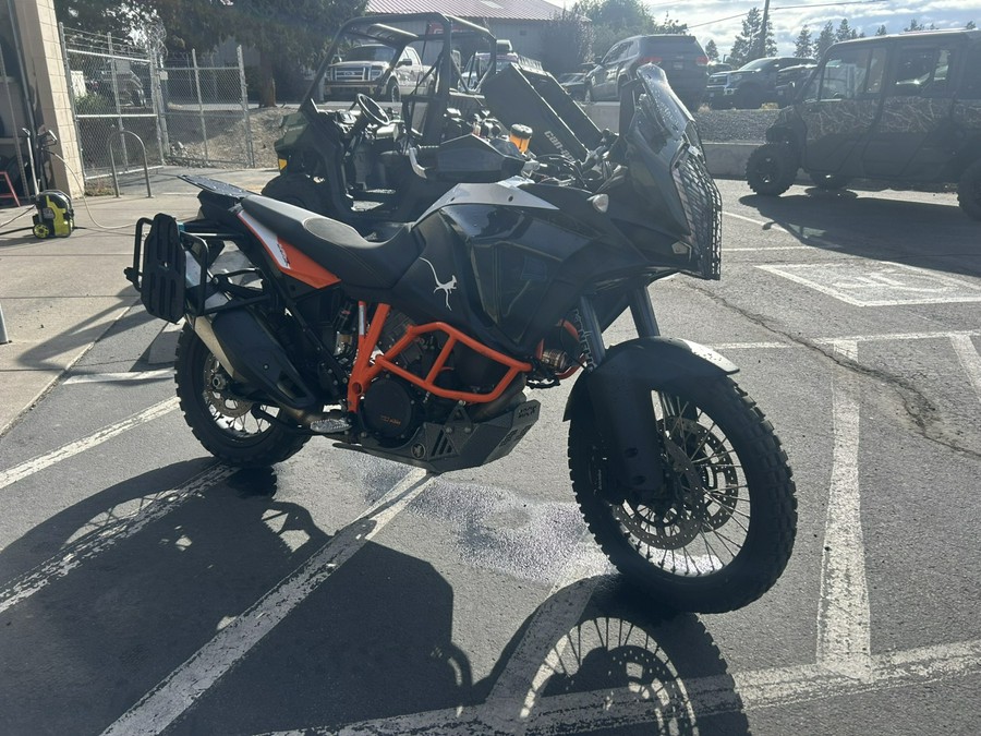 2019 KTM 1290 Super Adventure R 1290 R