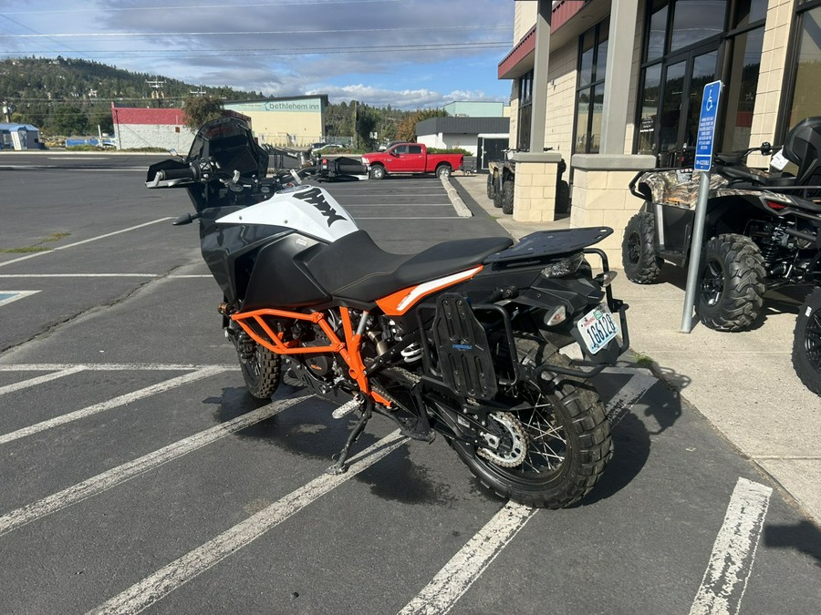 2019 KTM 1290 Super Adventure R 1290 R