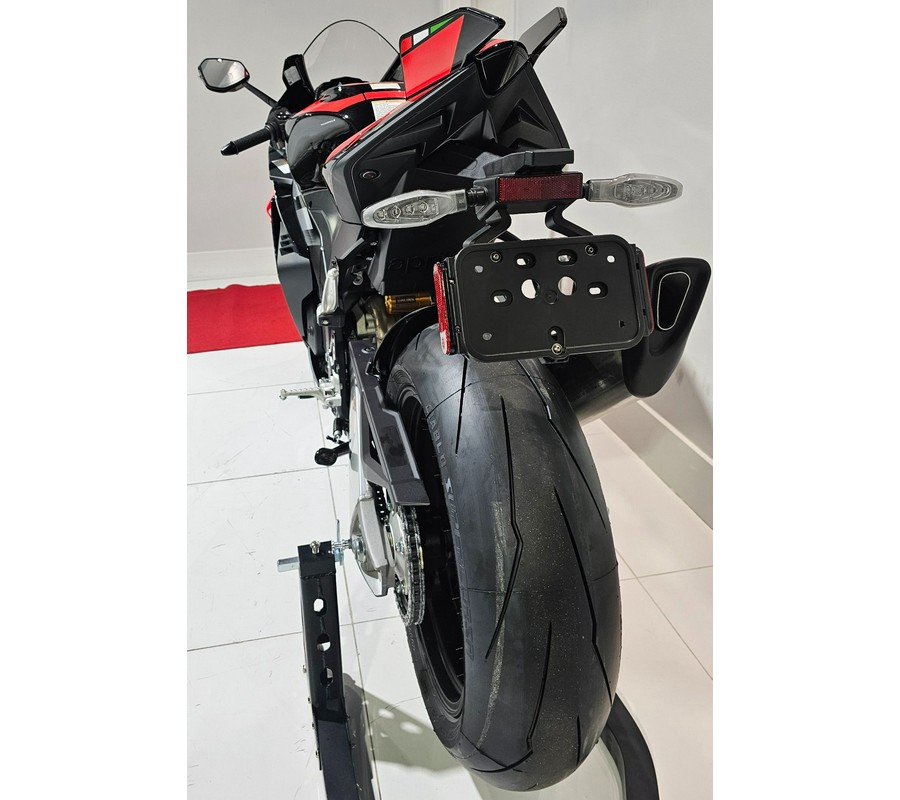 2026 Aprilia RSV4 Factory 1100