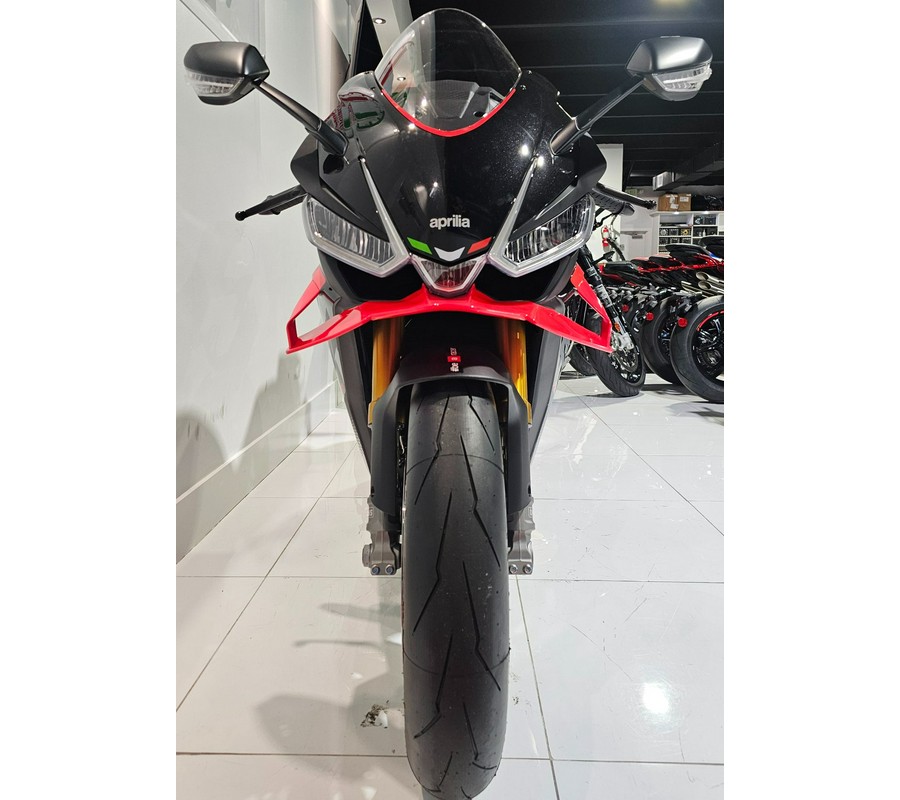 2026 Aprilia RSV4 Factory 1100