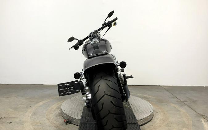 2015 Harley-Davidson® Breakout - FP7986