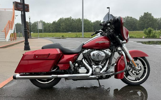 2012 Harley-Davidson® Street Glide® Ember Red Sunglo