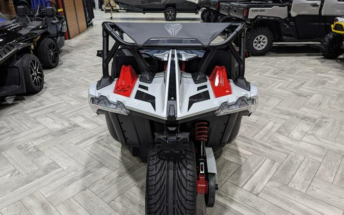 2024 Polaris Slingshot SLINGSHOT ROUSH Edition Manual