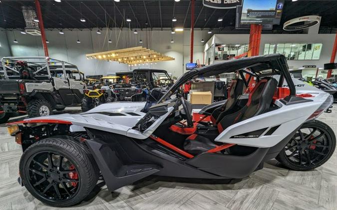 2024 Polaris Slingshot SLINGSHOT ROUSH Edition Manual