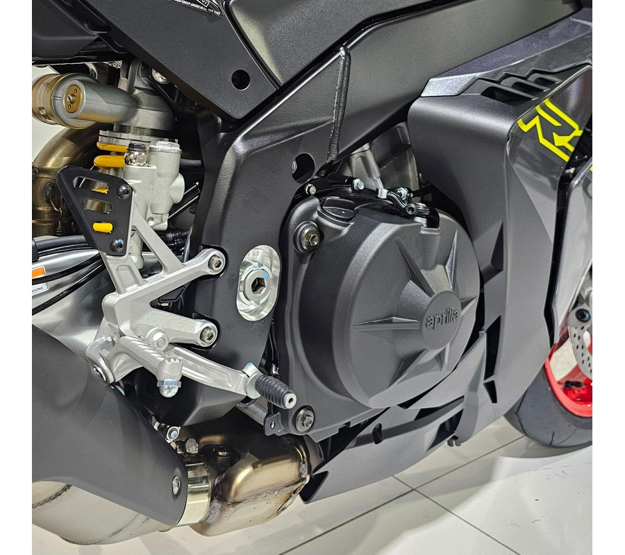 2026 Aprilia RSV4 1100