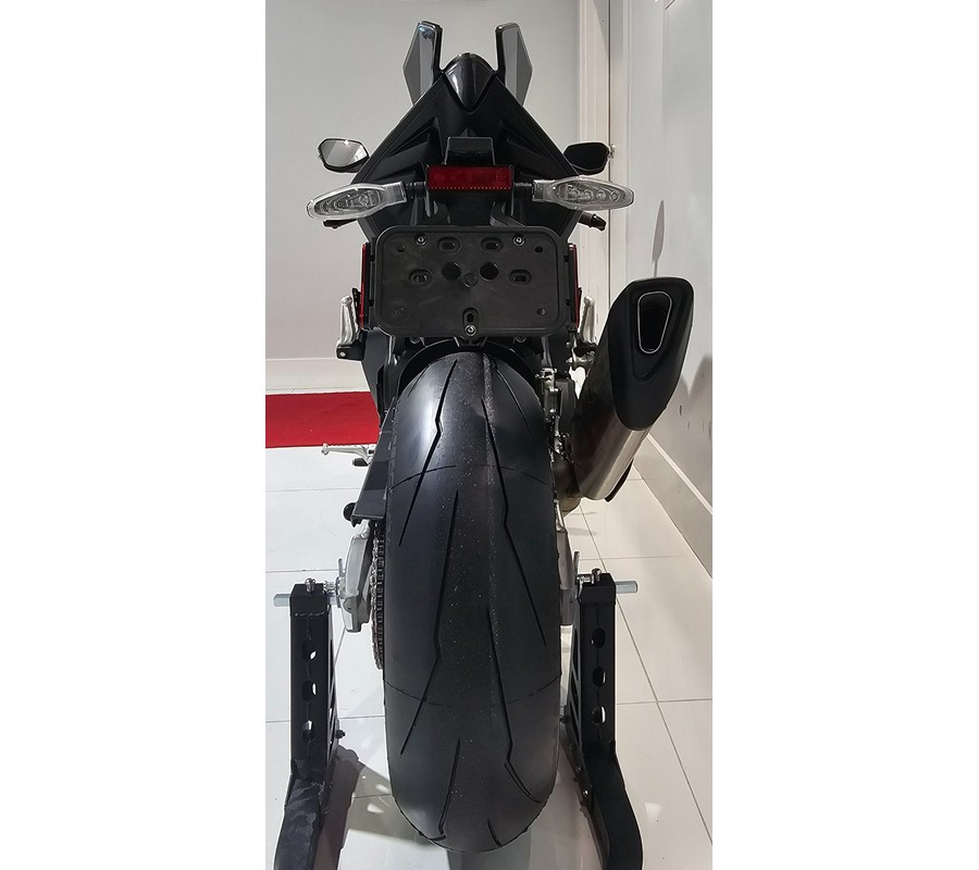 2026 Aprilia RSV4 1100