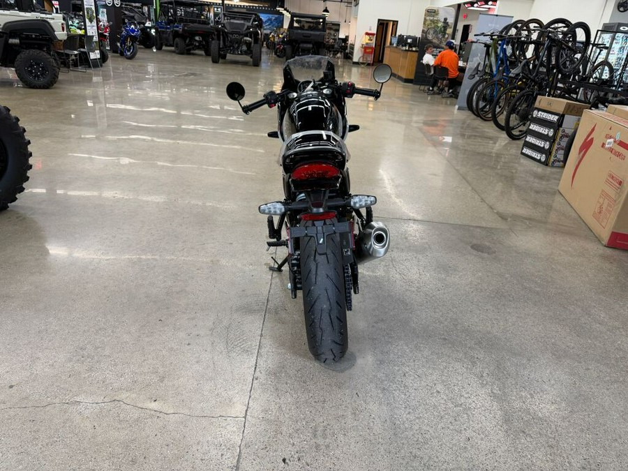 2026 Triumph Thruxton 400