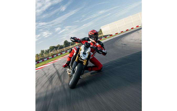 2026 Ducati Hypermotard V2 SP