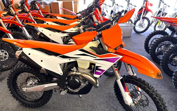 2024 KTM 350 XC-F Factory Edition First Look [9 Fast Facts]