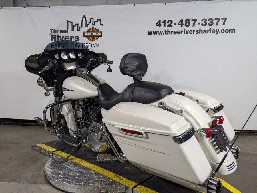 2014 Harley-Davidson Street Glide Special Morocco Gold Pearl