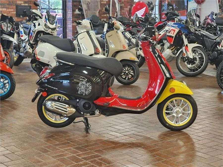 New 2023 Vespa PRIMAVERA 150 MICKEY MOUSE