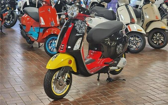 New 2023 Vespa PRIMAVERA 150 MICKEY MOUSE