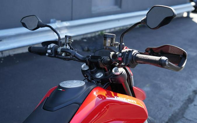 2020 Ducati Hypermotard 950 Red