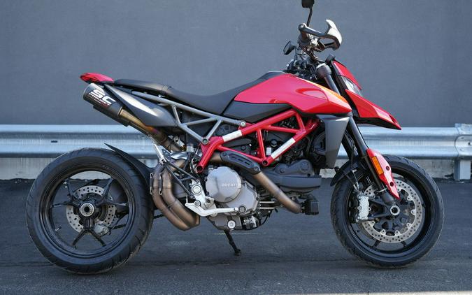 2020 Ducati Hypermotard 950 Red