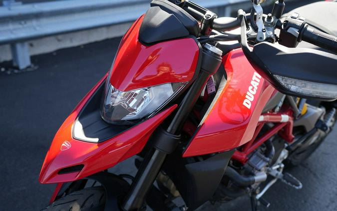 2020 Ducati Hypermotard 950 Red