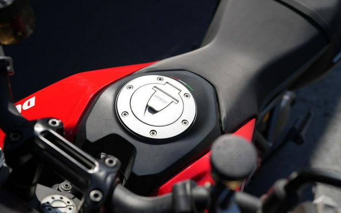2020 Ducati Hypermotard 950 Red
