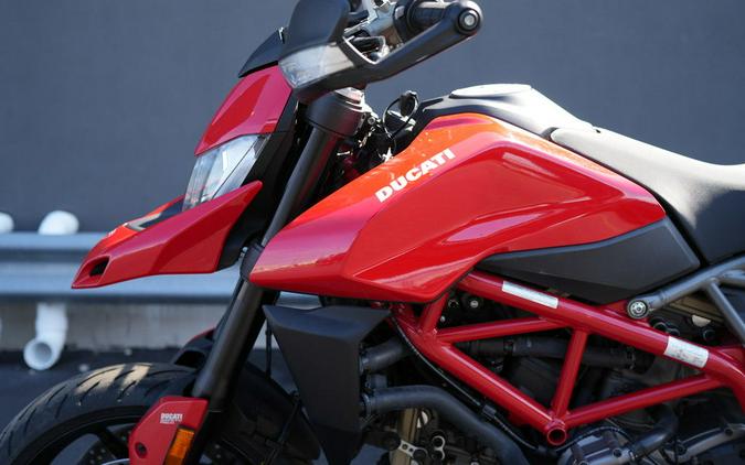 2020 Ducati Hypermotard 950 Red