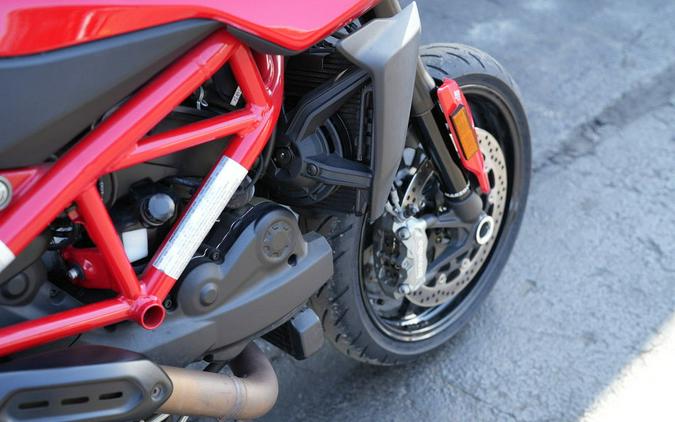 2020 Ducati Hypermotard 950 Red