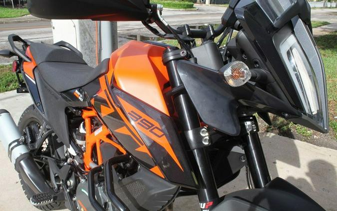 2023 KTM Adventure 390