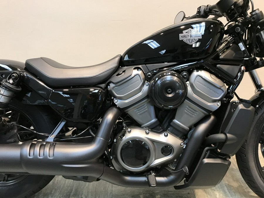 2024 Harley-Davidson Nightster™ Vivid Black RH975