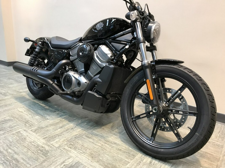 2024 Harley-Davidson Nightster™ Vivid Black RH975