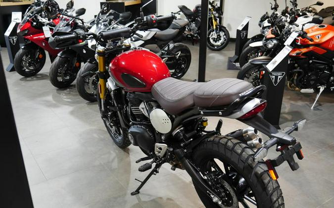 2024 Triumph Scrambler 400 X Carnival Red / Phantom Black
