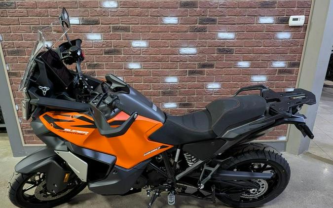 2027 KTM 1390 Super Adventure S EVO