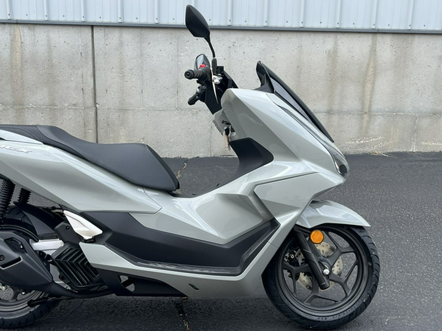 2026 Honda PCX ABS