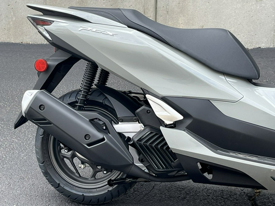2026 Honda PCX ABS