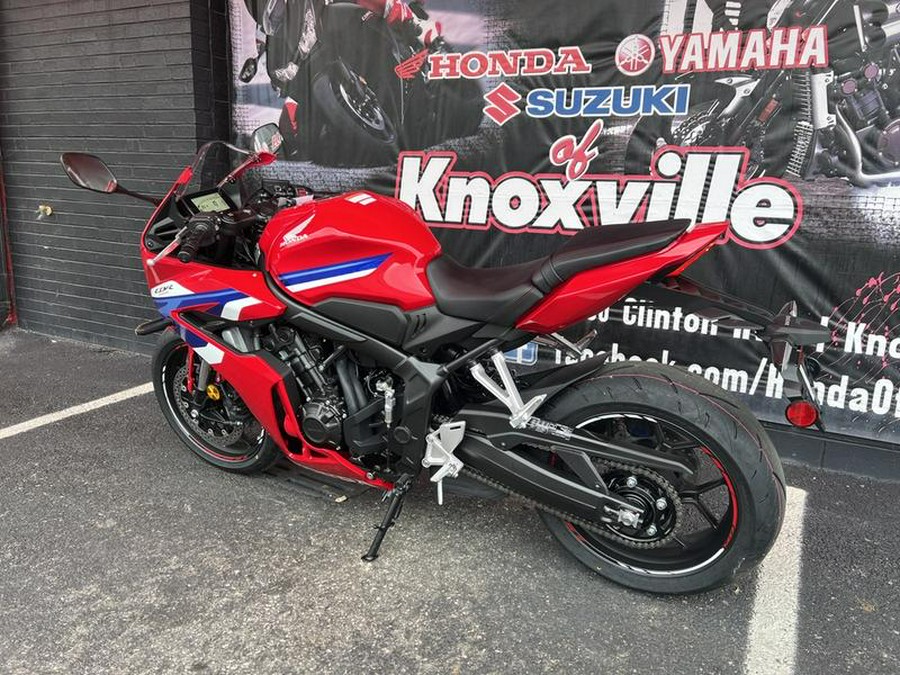 2026 Honda® CBR650R E-Clutch