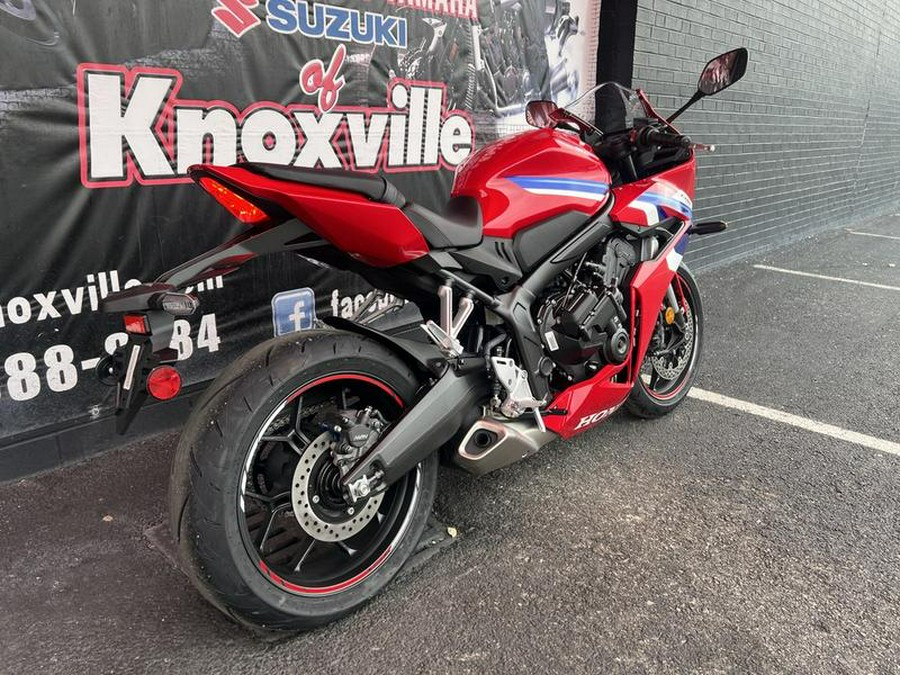 2026 Honda® CBR650R E-Clutch