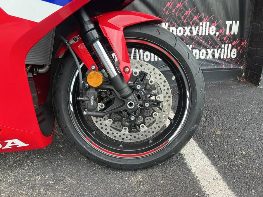 2026 Honda® CBR650R E-Clutch