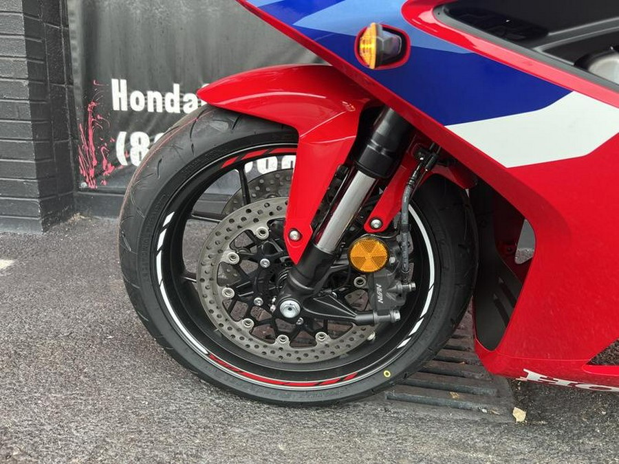 2026 Honda® CBR650R E-Clutch
