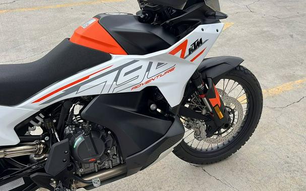 2024 KTM 790 ADVENTURE