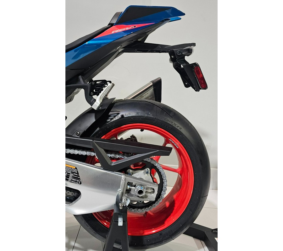 2026 Aprilia RSV4 1100