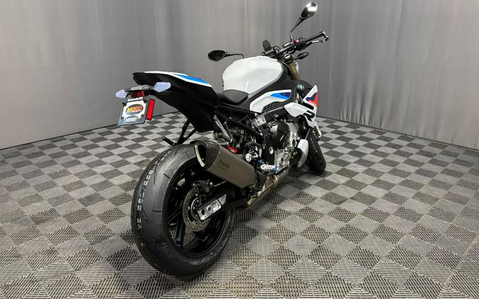 2026 BMW S 1000 R