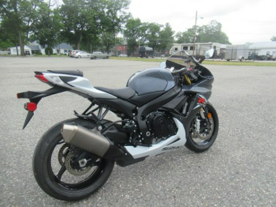 2015 Suzuki GSX-R750