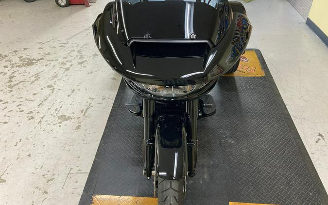 2026 Harley-Davidson® Road Glide 3 Vivid Black FLTRT