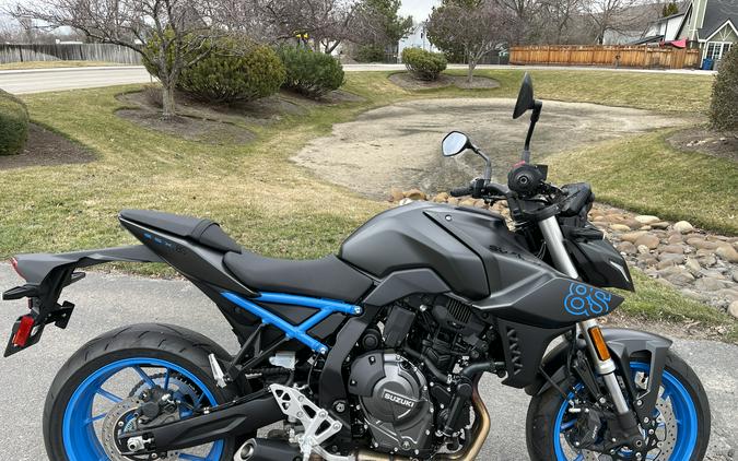 2024 Suzuki GSX-S 8S