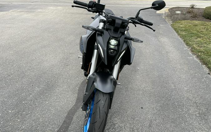 2024 Suzuki GSX-S 8S