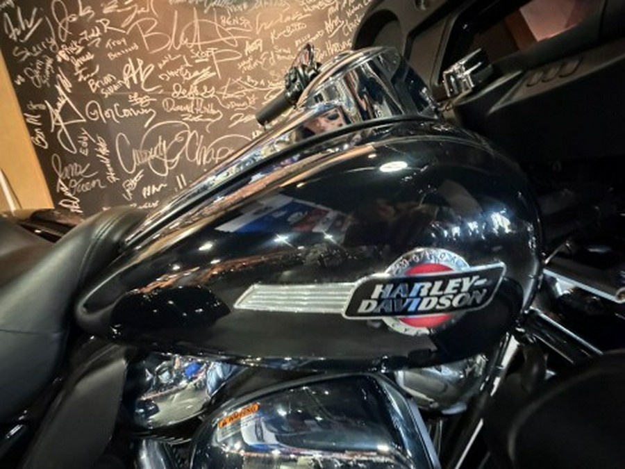 2023 Harley-Davidson Tri Glide® Ultra