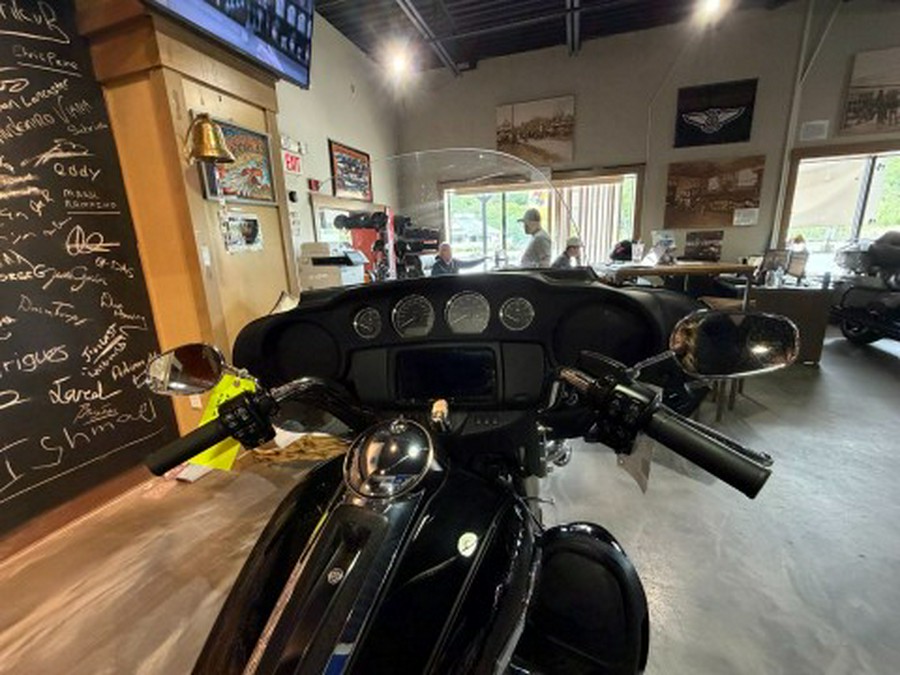 2023 Harley-Davidson Tri Glide® Ultra