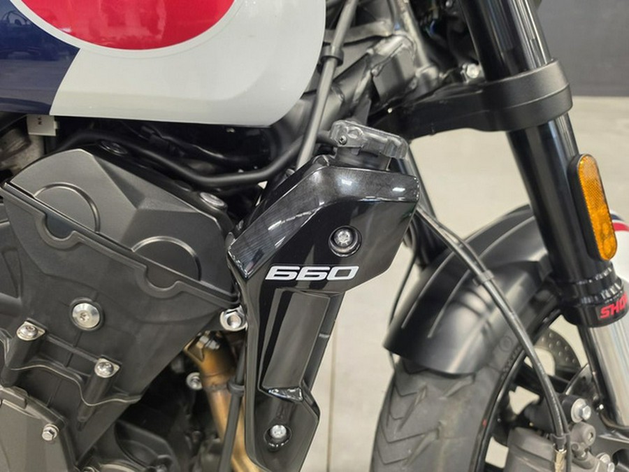 2025 Triumph Trident 660 Triple Tribute Edition Snowdonia White