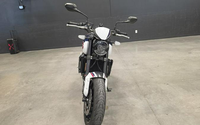 2025 Triumph Trident 660 Triple Tribute Edition Snowdonia White